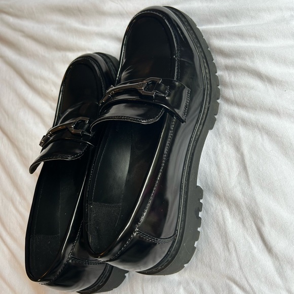 Men’s Steve Madden lug sole loafers - Picture 4 of 6